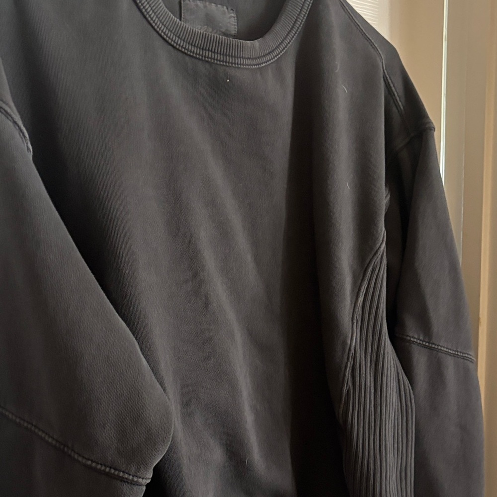 Aerie oversized Black Sweatshirt - Picture 2 of 4